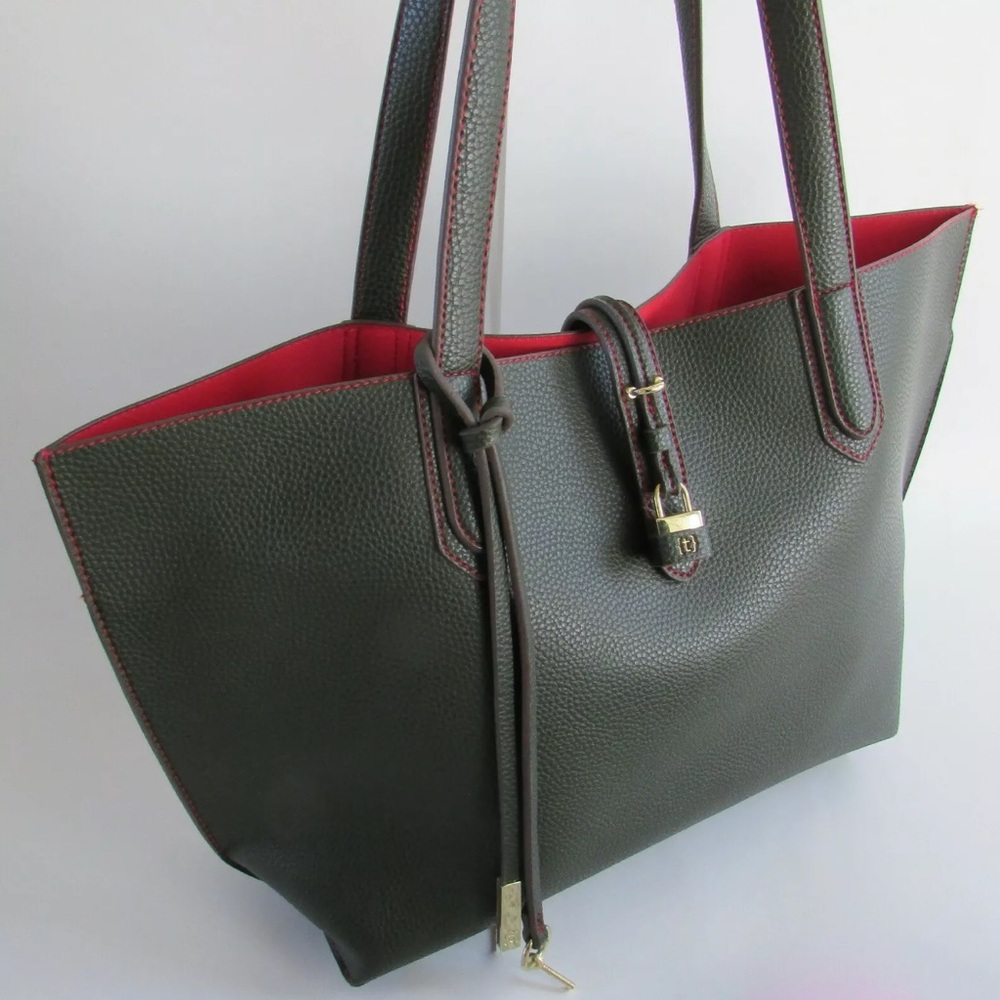Tutilo New York Green Pebbled Faux Leather Bag